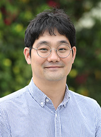 A preview Hyun_Chul.jpg picture Hyun_Chul.jpg picture